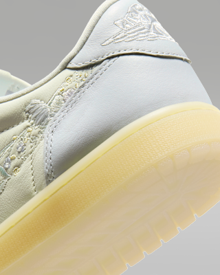 NIKE公式】エア ジョーダン 1 レトロ LOW OG メンズシューズ